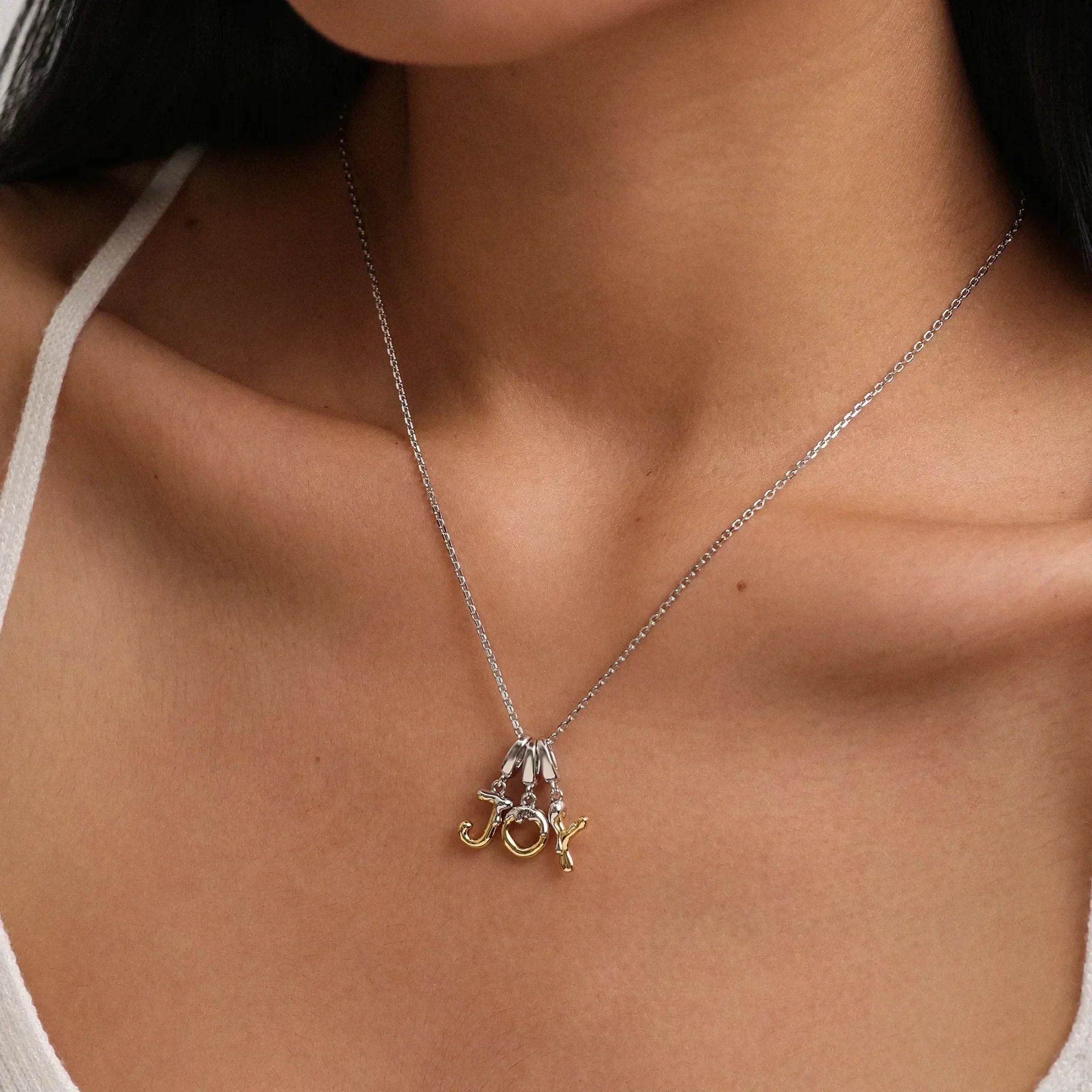 How to Prevent Your 925 Sterling Silver Necklaces From Tarnishing