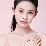 Collar colgante de plata de ley “Lightplay Butterfly” de FANCIME