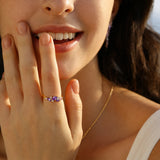 Anillo de Plata con Flor “Susurro de Glicina” con Amatista