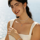 Collar colgante de plata de ley con flores “Blooming Wisteria”