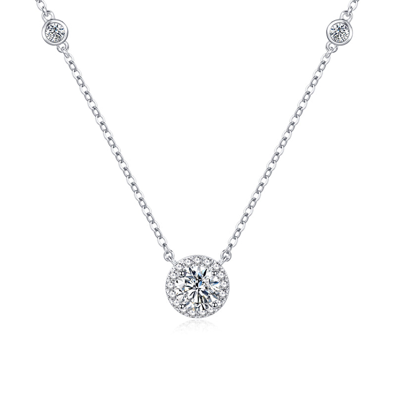Collar redondo de plata de ley con engaste "Enfoque" de FANCIME