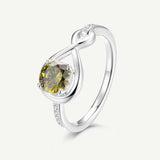 Anillo de Promesa "Abrazo Infinito" con Peridoto