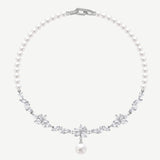Collar de promesa de plata suave con gota de flor de glicinia