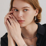 Anillo de plata con alfiler de rosa