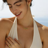 Collar de Plata con Barra de Flor “Susurro de Glicina” con Peridoto