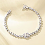 Pulsera de tenis de plata de ley con corte radiante "Axis" de FANCIME