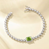 FANCIME "Axis" Pulsera de tenis de plata de ley con peridoto piedra de nacimiento de agosto corte radiante