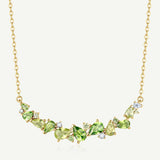 Collar de Plata con Barra de Flor “Susurro de Glicina” con Peridoto