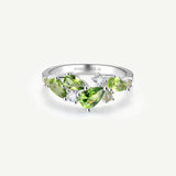 Anillo de Plata con Flor “Susurro de Glicina” con Peridoto