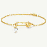 Pulsera de plata con alfiler de rosa y piedra CZ en forma de corazón