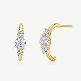 Pendientes de botón con racimo trío de diamantes cultivados en laboratorio de 0.5 ct en oro amarillo de 14K