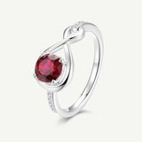 Anillo de Promesa "Abrazo Infinito" con Rubí
