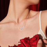 Collar de plata esterlina "Rosa floreciente"