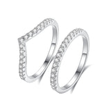 Anillo de plata de ley con moissanita Crown Radiance de FANCIME