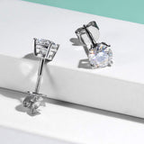Pendientes de botón solitario delicado FANCIME moissanita 2 cttw en oro blanco de 14K