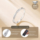 Anillo eternity torcido con moissanita en plata de ley de FANCIME