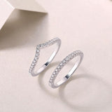 Anillo de plata de ley con moissanita Crown Radiance de FANCIME