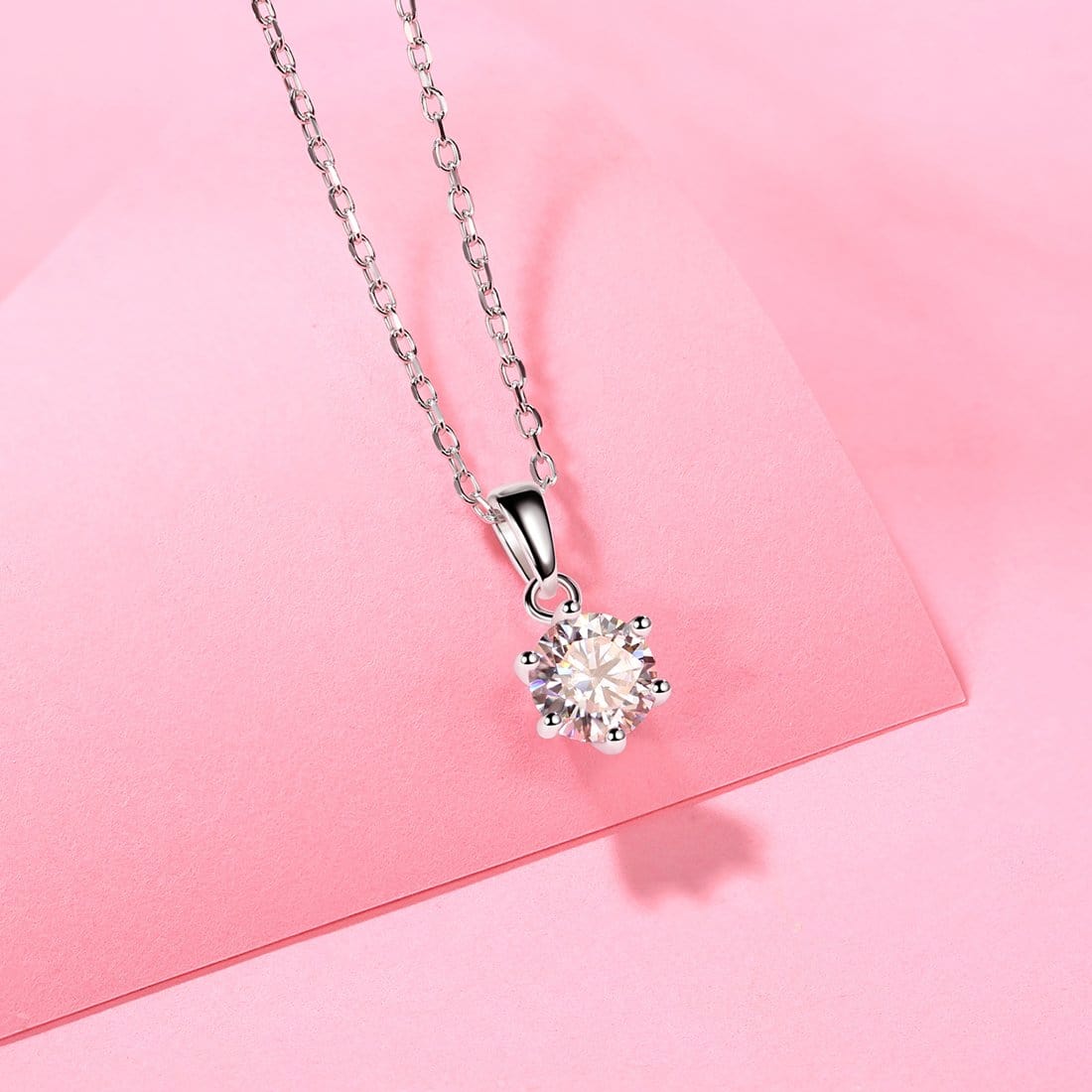FANCIME Moissanite Flower Six Prong Sterling Silver Necklace Detail