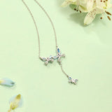Collar de plata de ley con mariposa colgante "Delicia Soñadora" de FANCIME