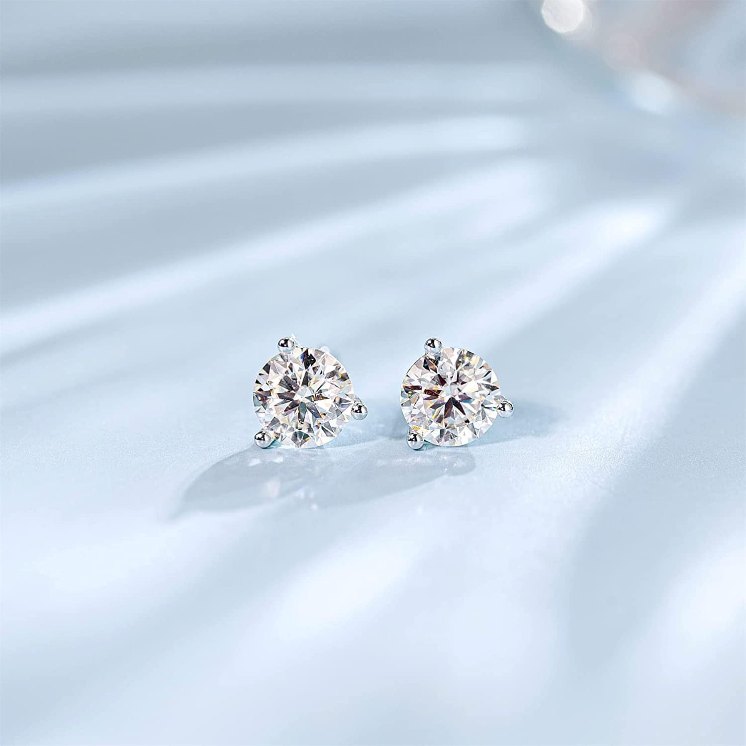 FANCIME 1 Carat Moissanite 14K Solid White Gold Stud Earrings Show