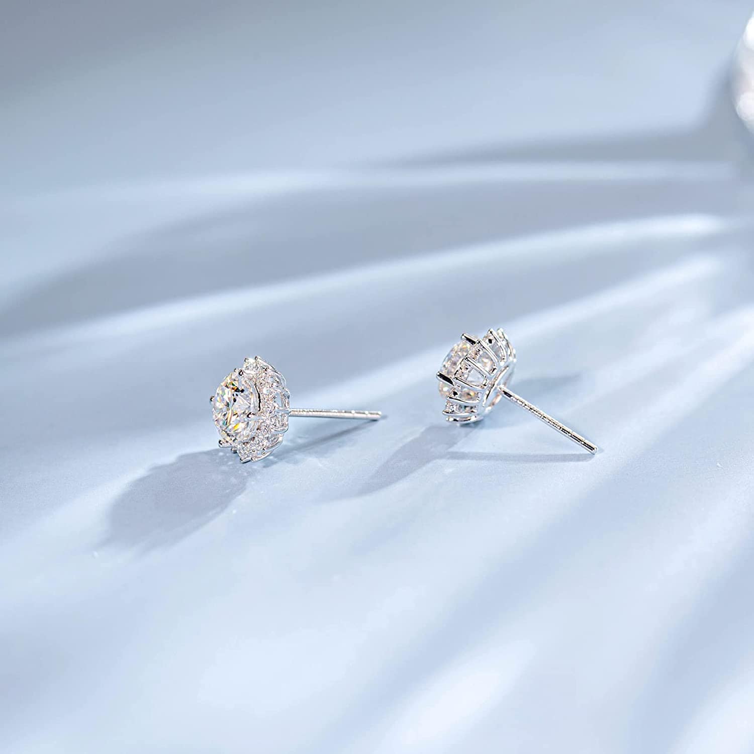FANCIME 2.2CTTW Moissanite Flower 14K White Gold Stud Earrings Side